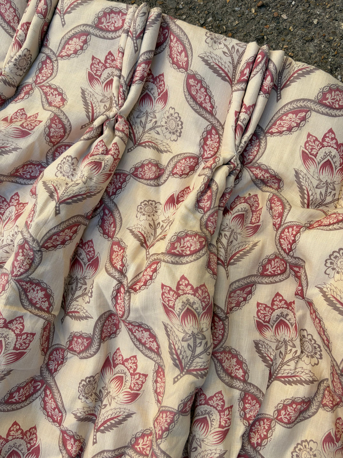 CURTAIN