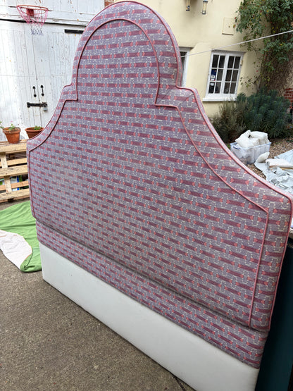 HEADBOARD
