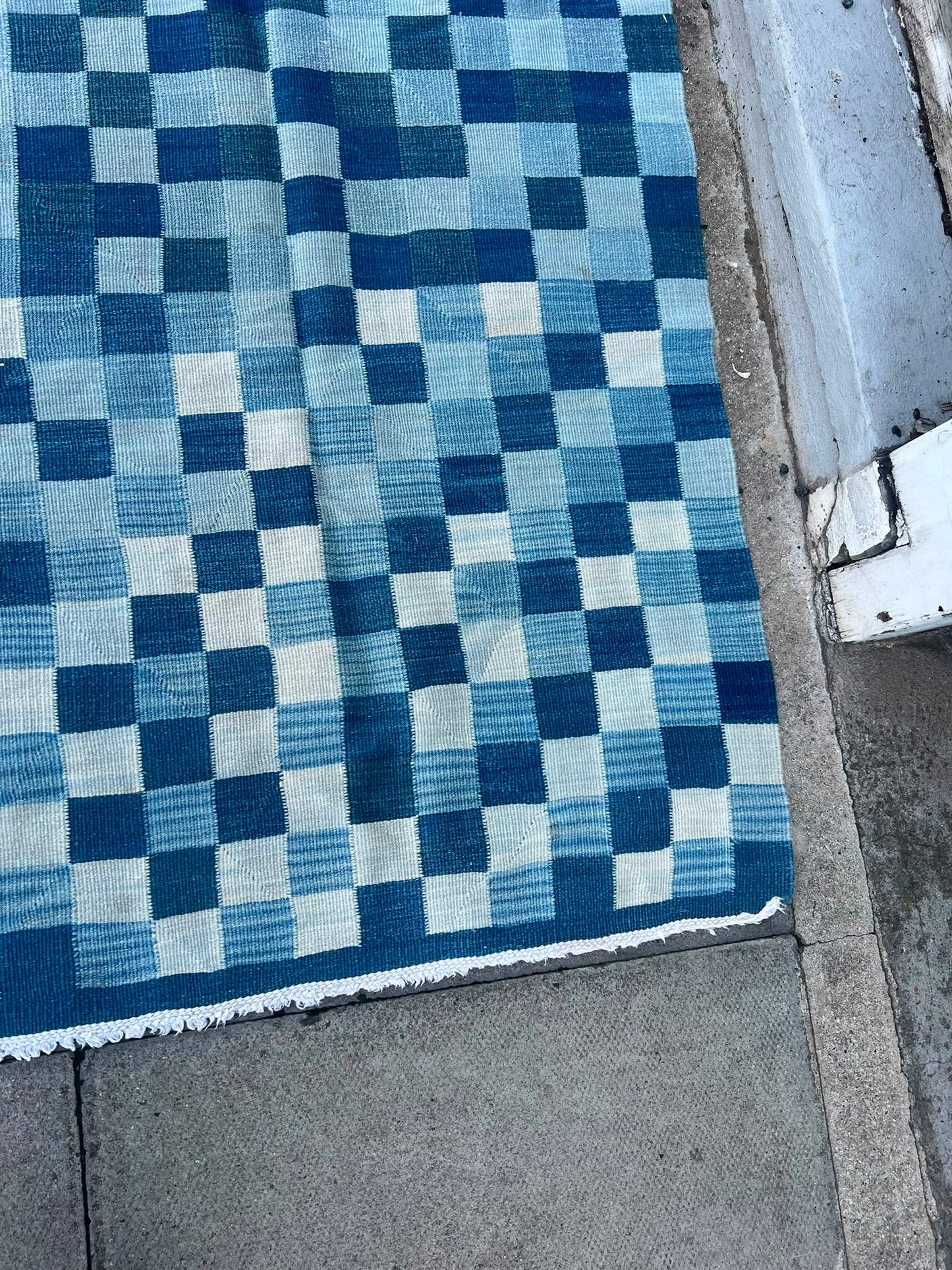 CHECKED KILIM