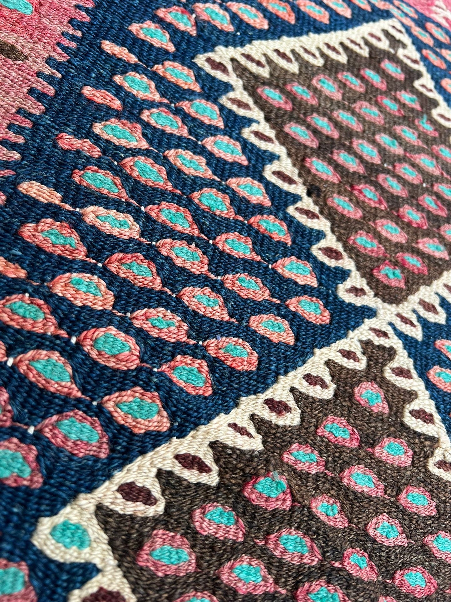 KILIM PINK BOARDER