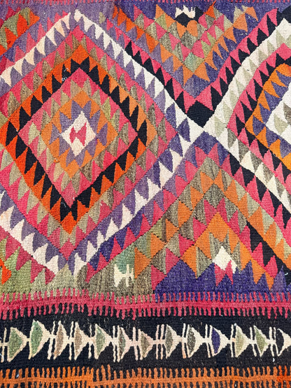 KILIM RUG