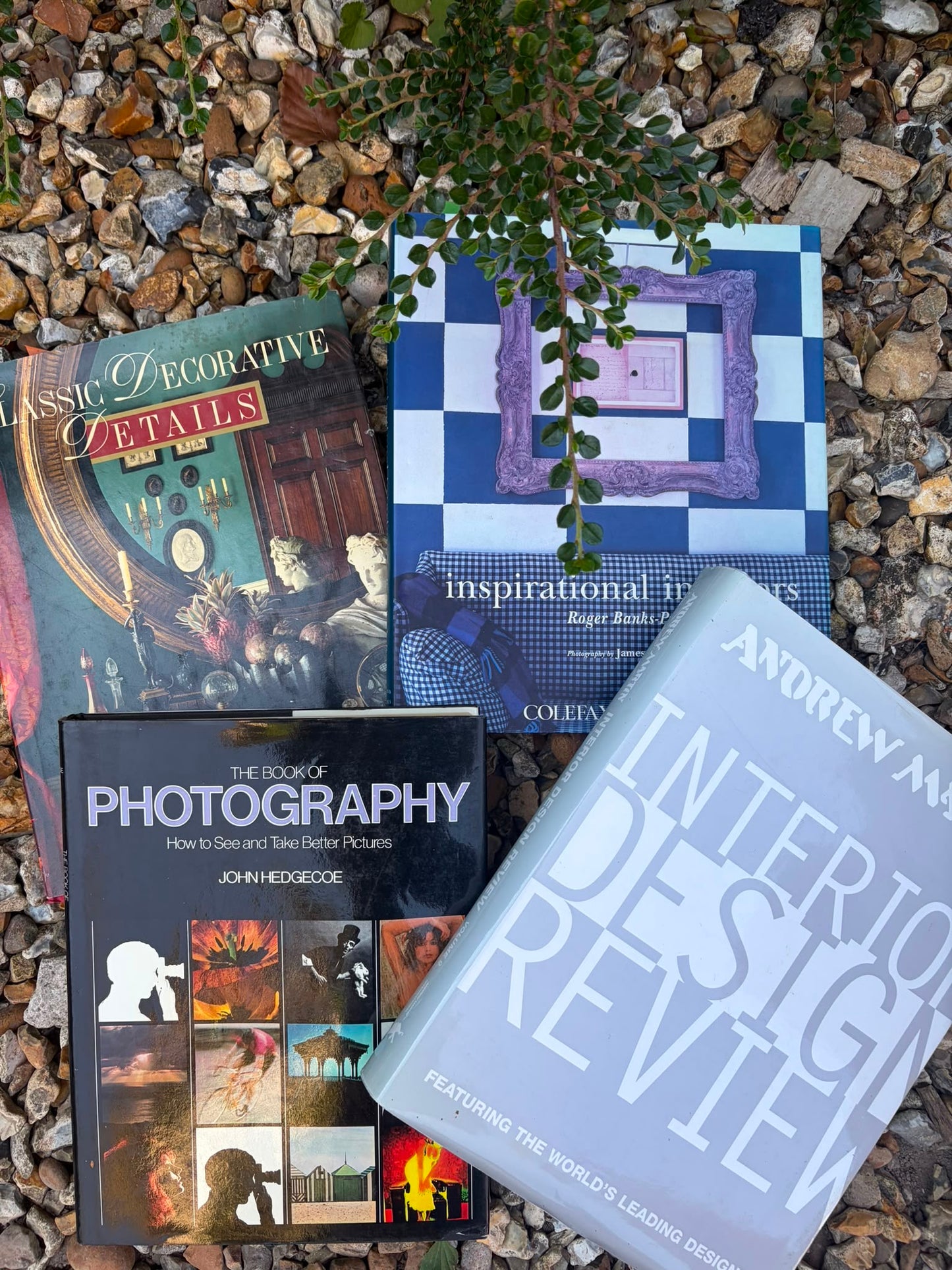 4 DESIGN BOOKS