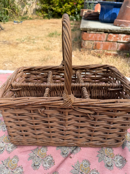 BASKET