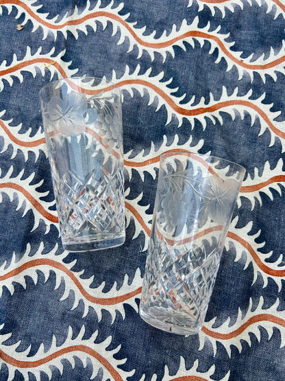 PAIR OF GLASSES