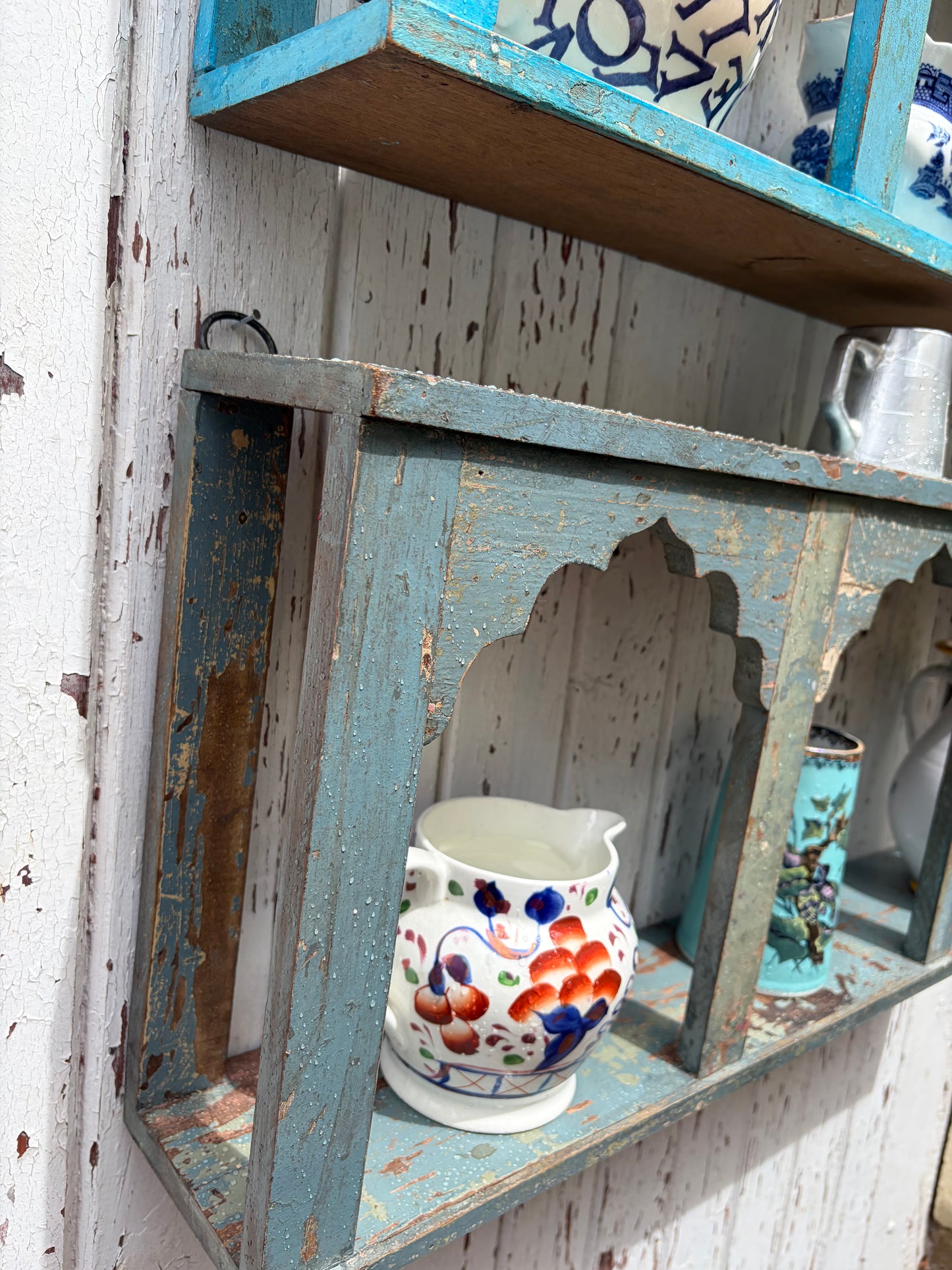 SHELVES