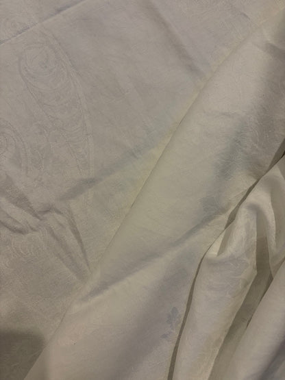 TABLECLOTH