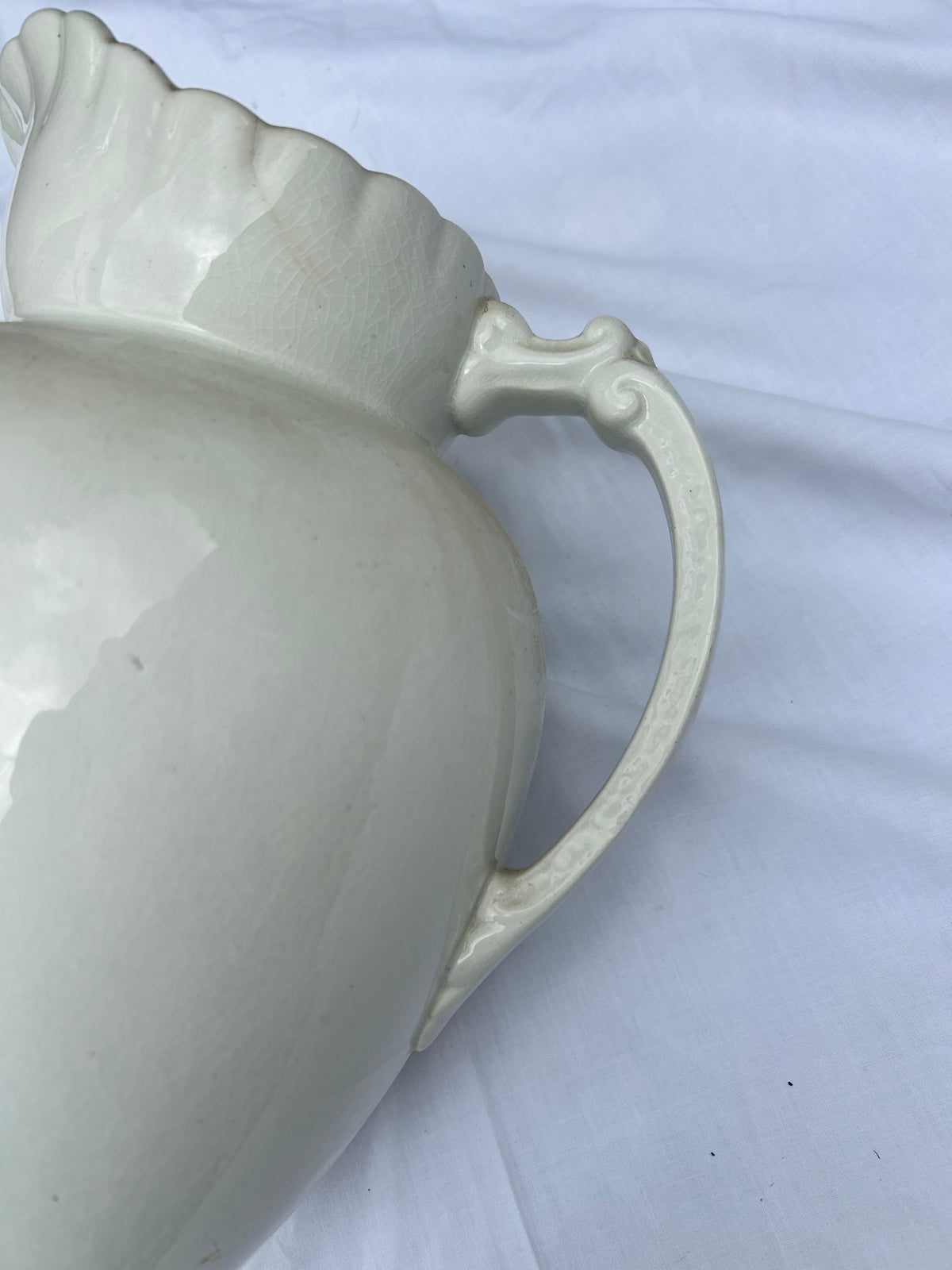 WHITE JUG