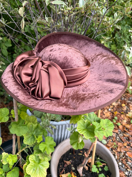 HAT