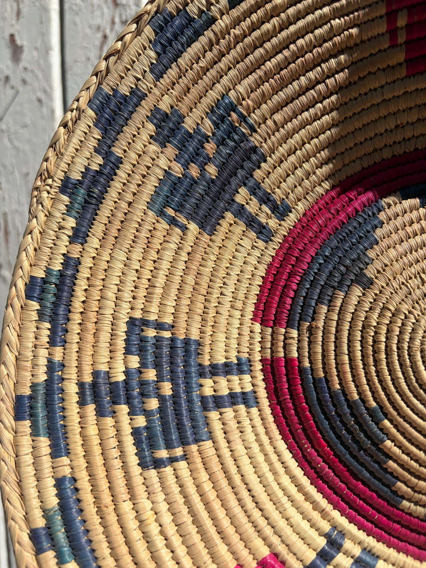 WOVEN BASKET