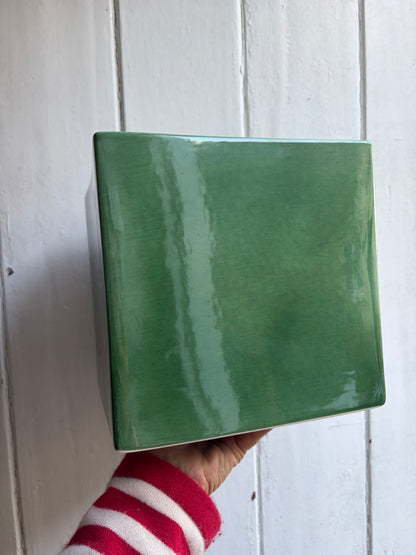 DAYLESFORD PLANTER