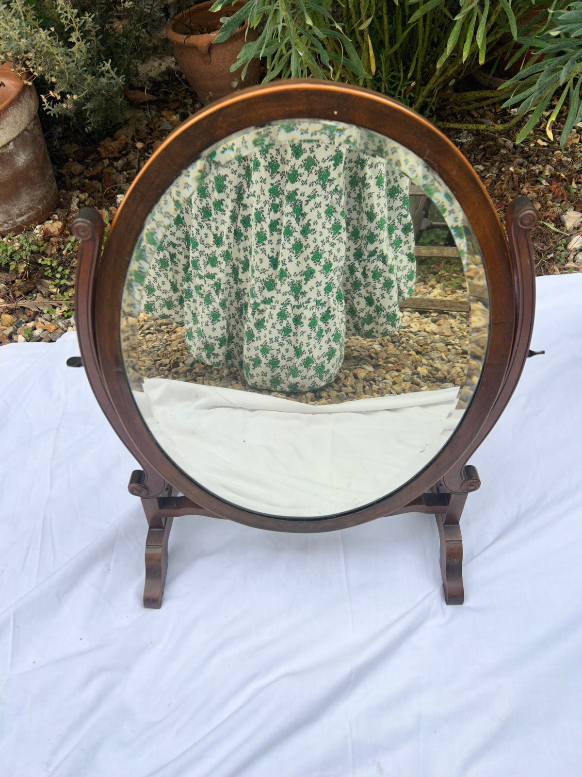 SWING MIRROR
