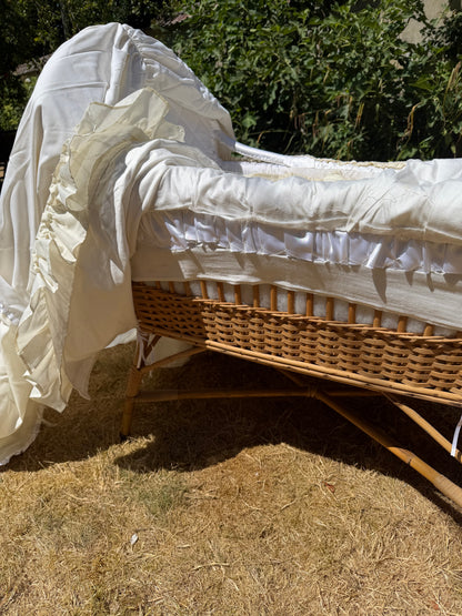 CHILDS CRIB