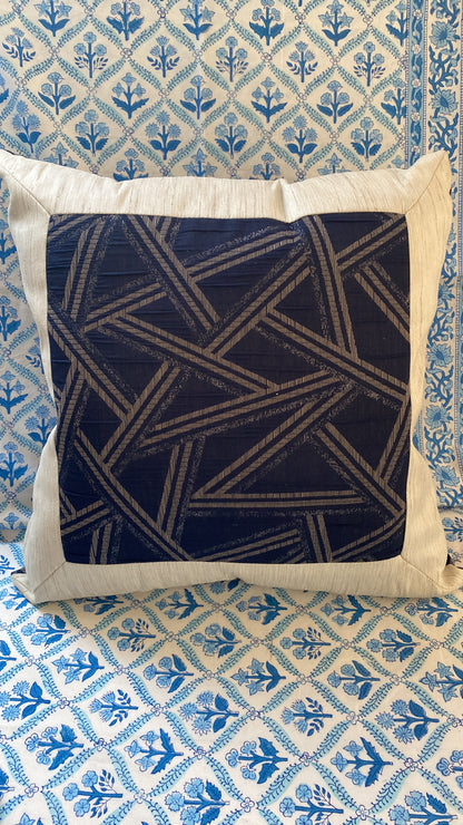 PAIR OF CUSHIONS