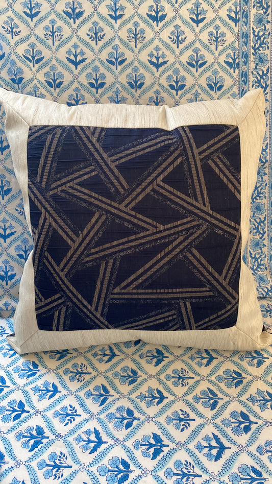 PAIR OF CUSHIONS