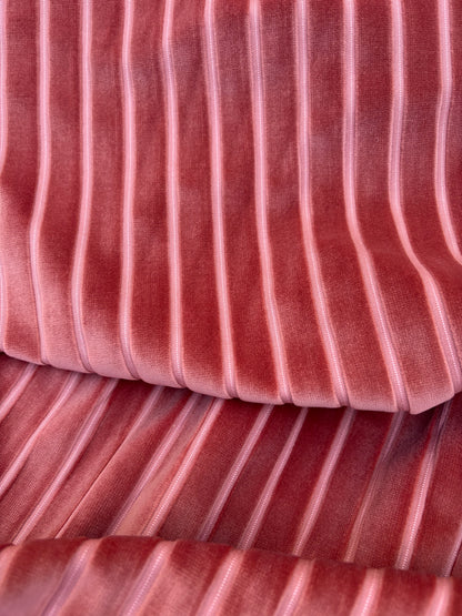 VELVET MATERIAL