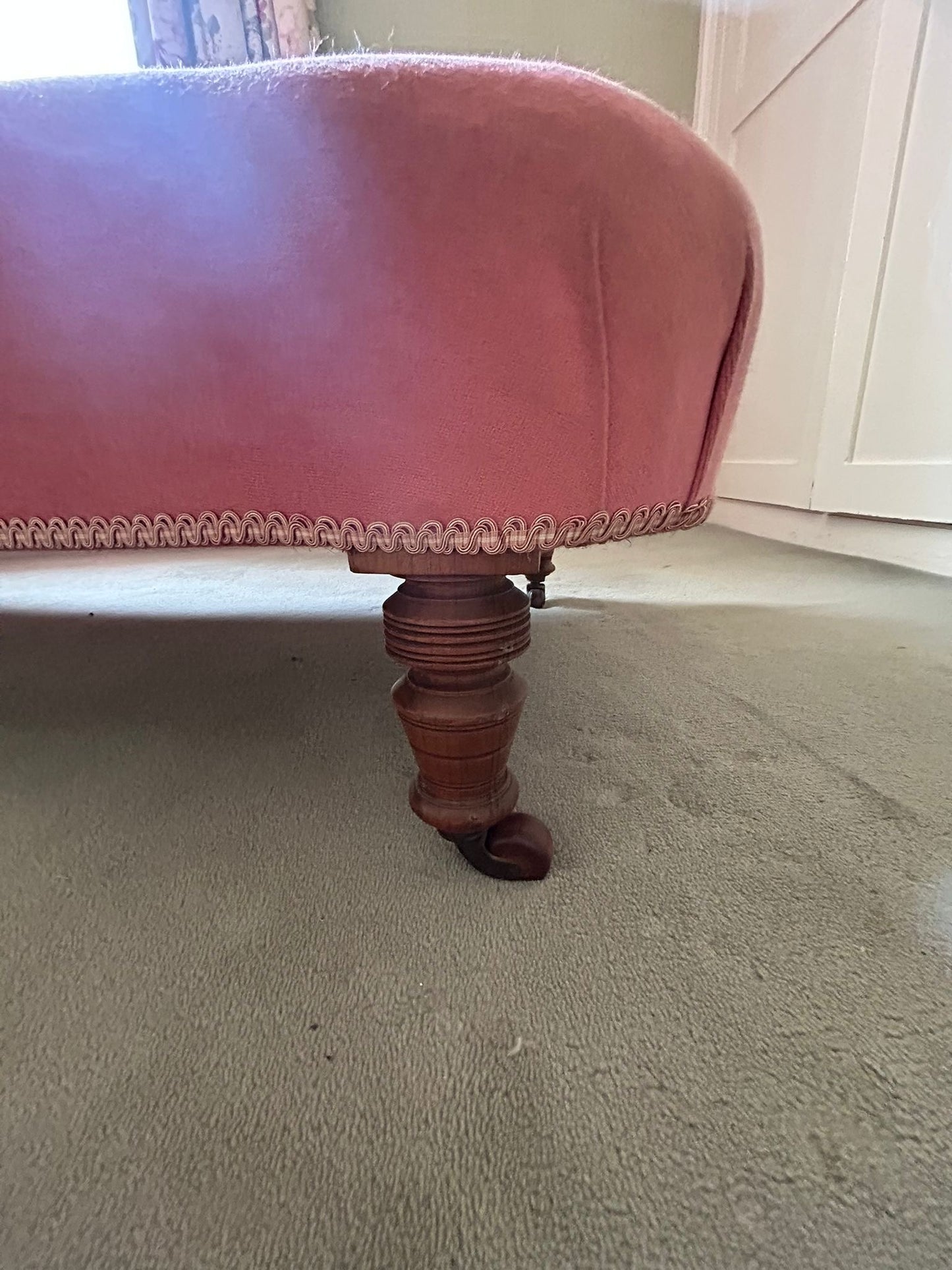CHAISE LONG