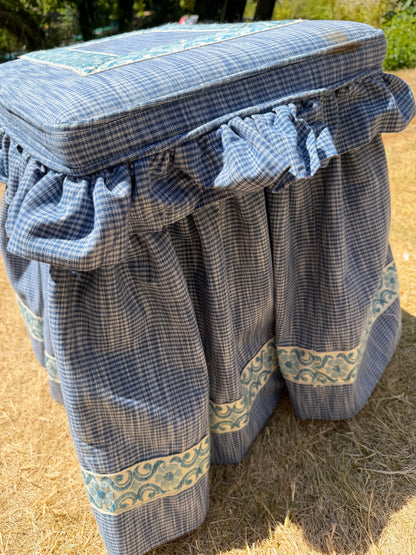 STOOL WITH STORAGE