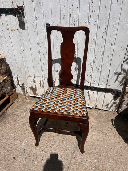 TAPESTRY SEAT CHAIR