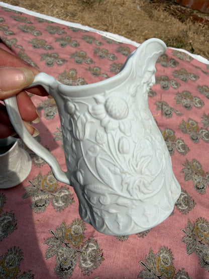 JUGS