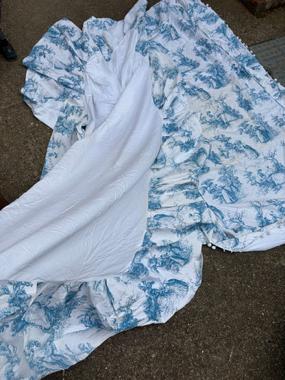 TOILE VALANCE & THROW