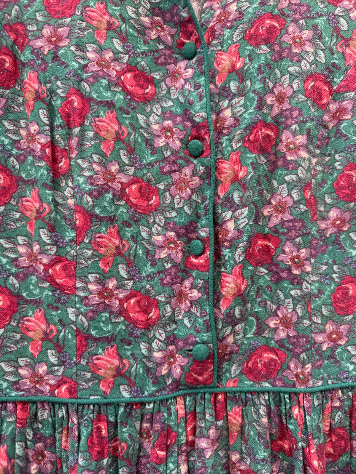 VINTAGE LAURA ASHLEY