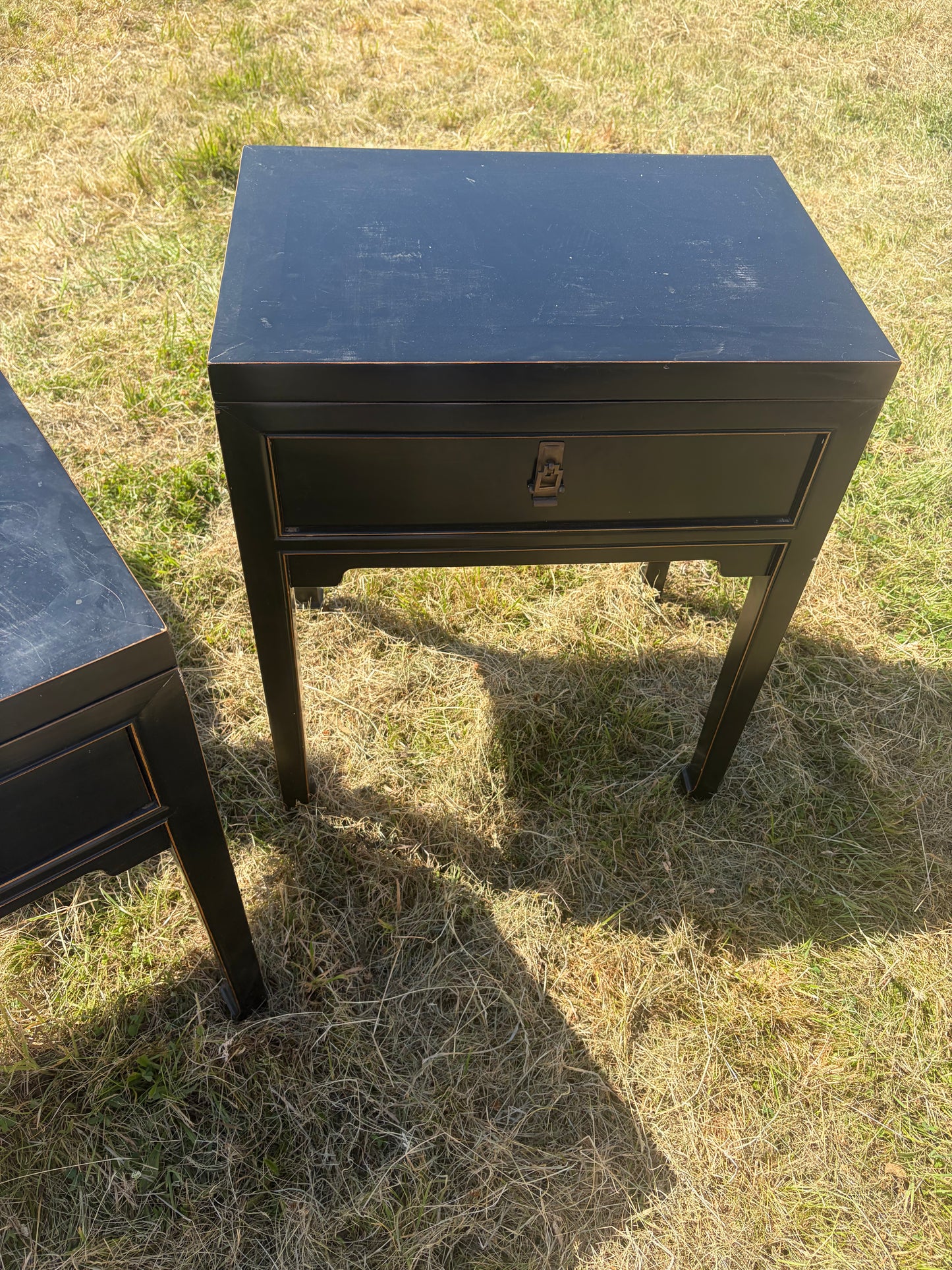 PAIR OF SIDE TABLES