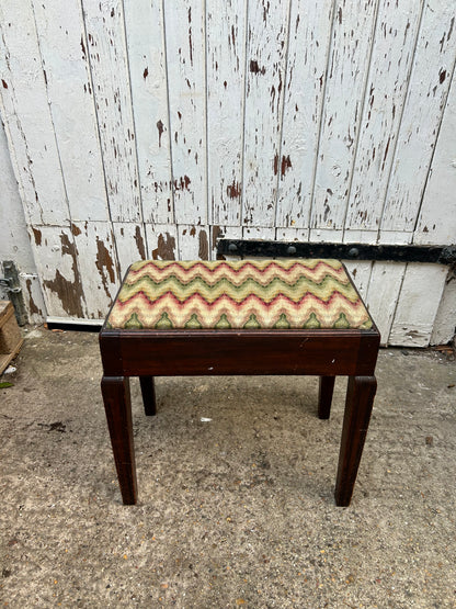 PIANO STOOL