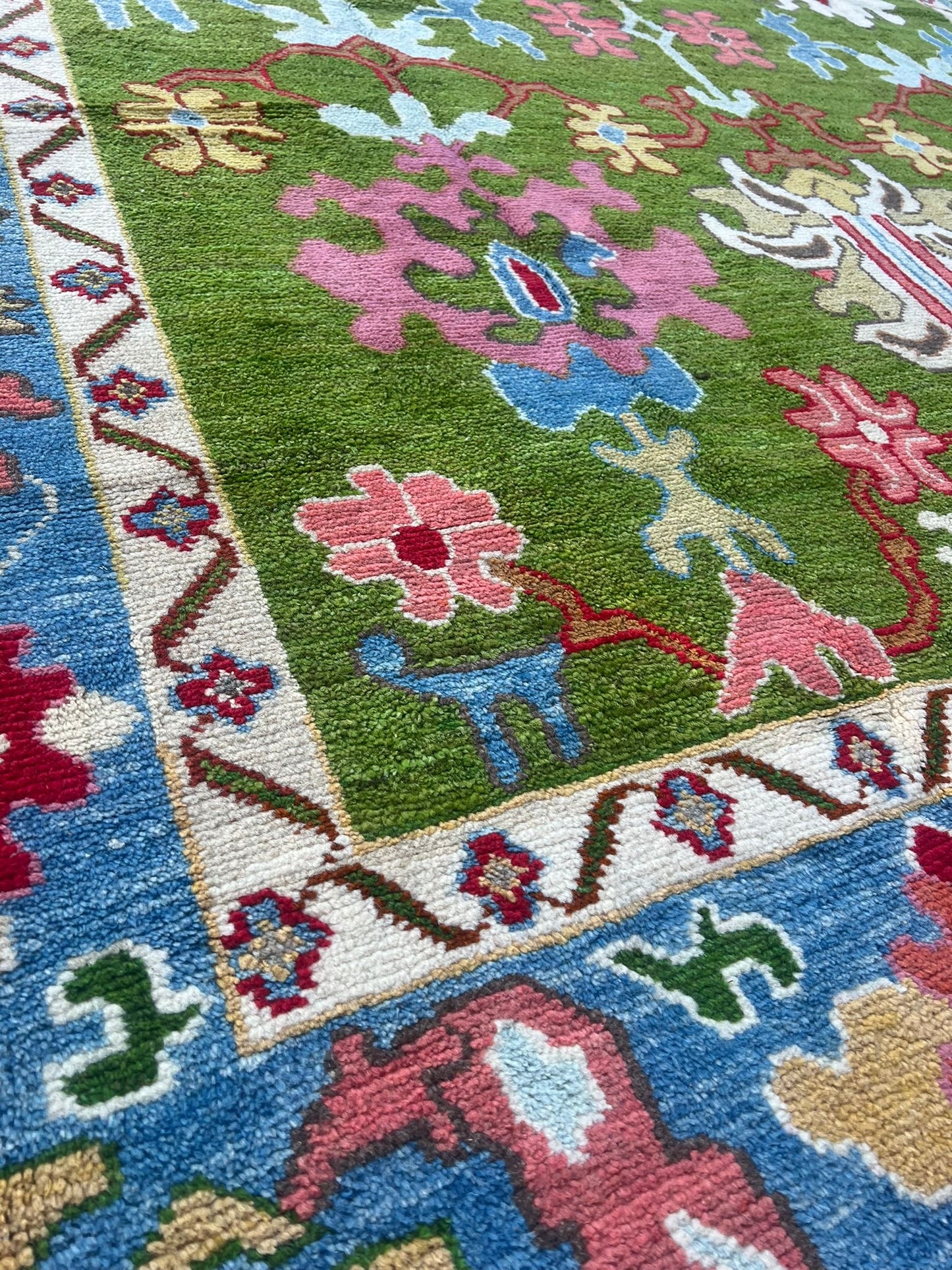 CARPET