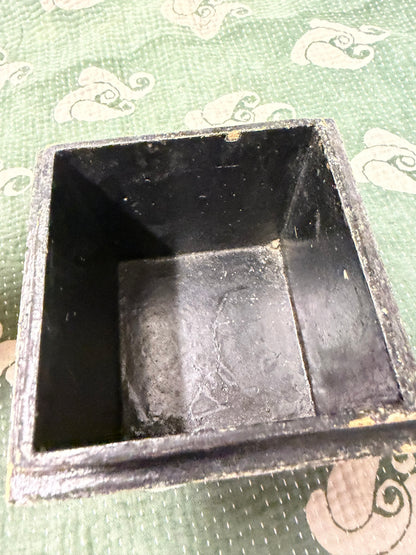 PAPIER-MÂCHÉ BOX