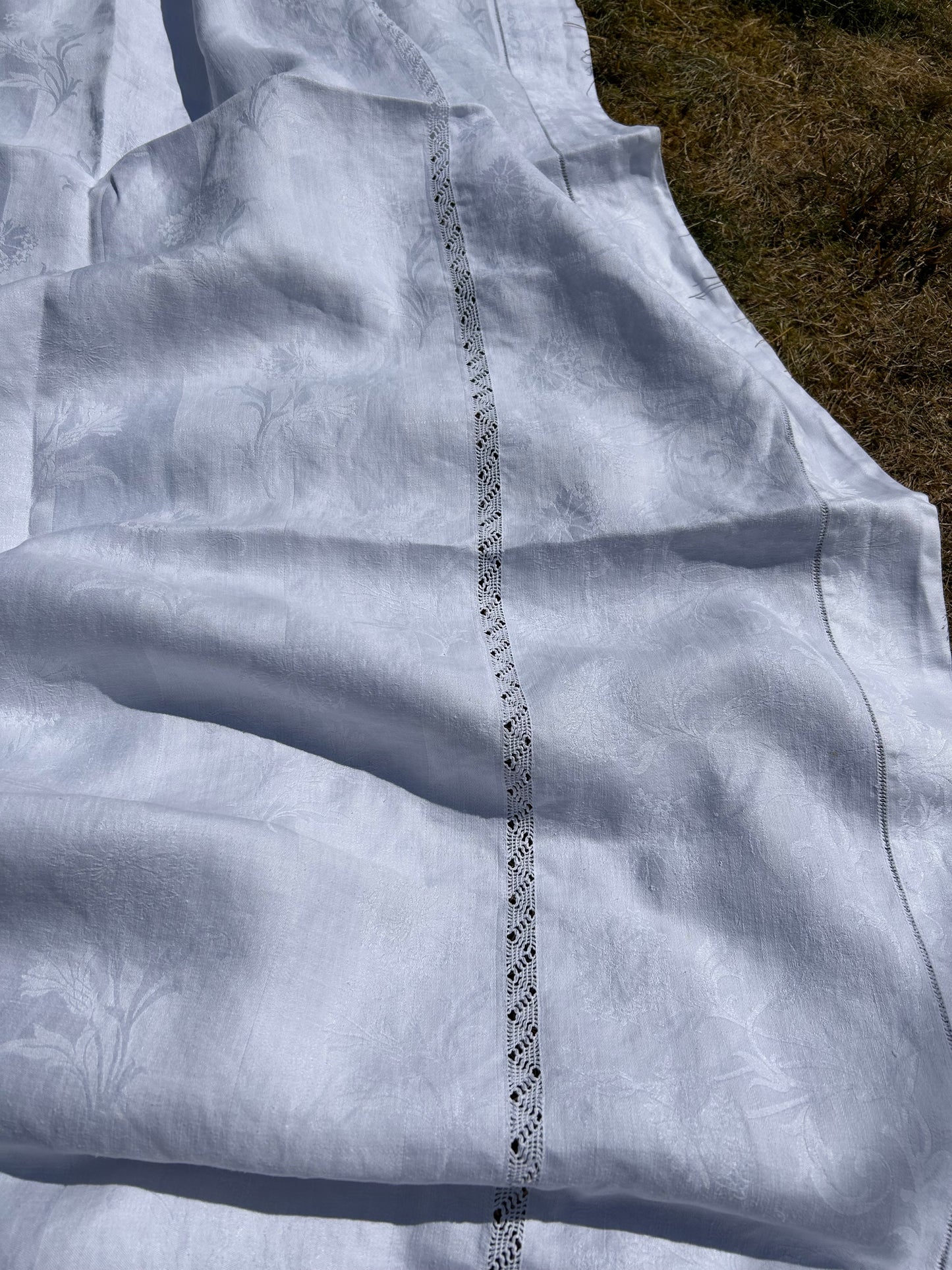 LINEN CLOTH