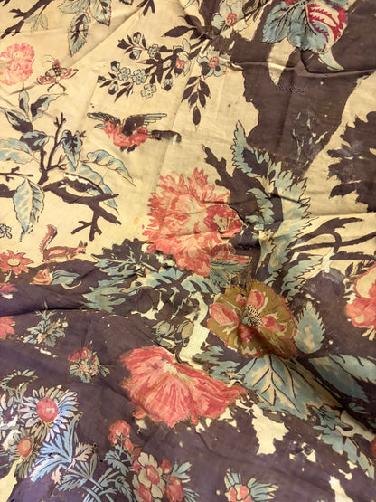 ANTIQUE TEXTILE