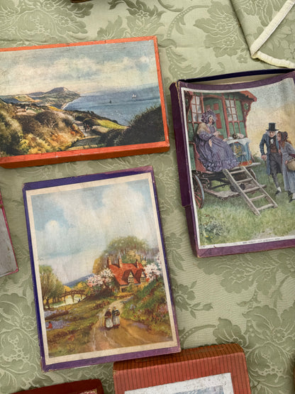 JIGSAW PUZZLES