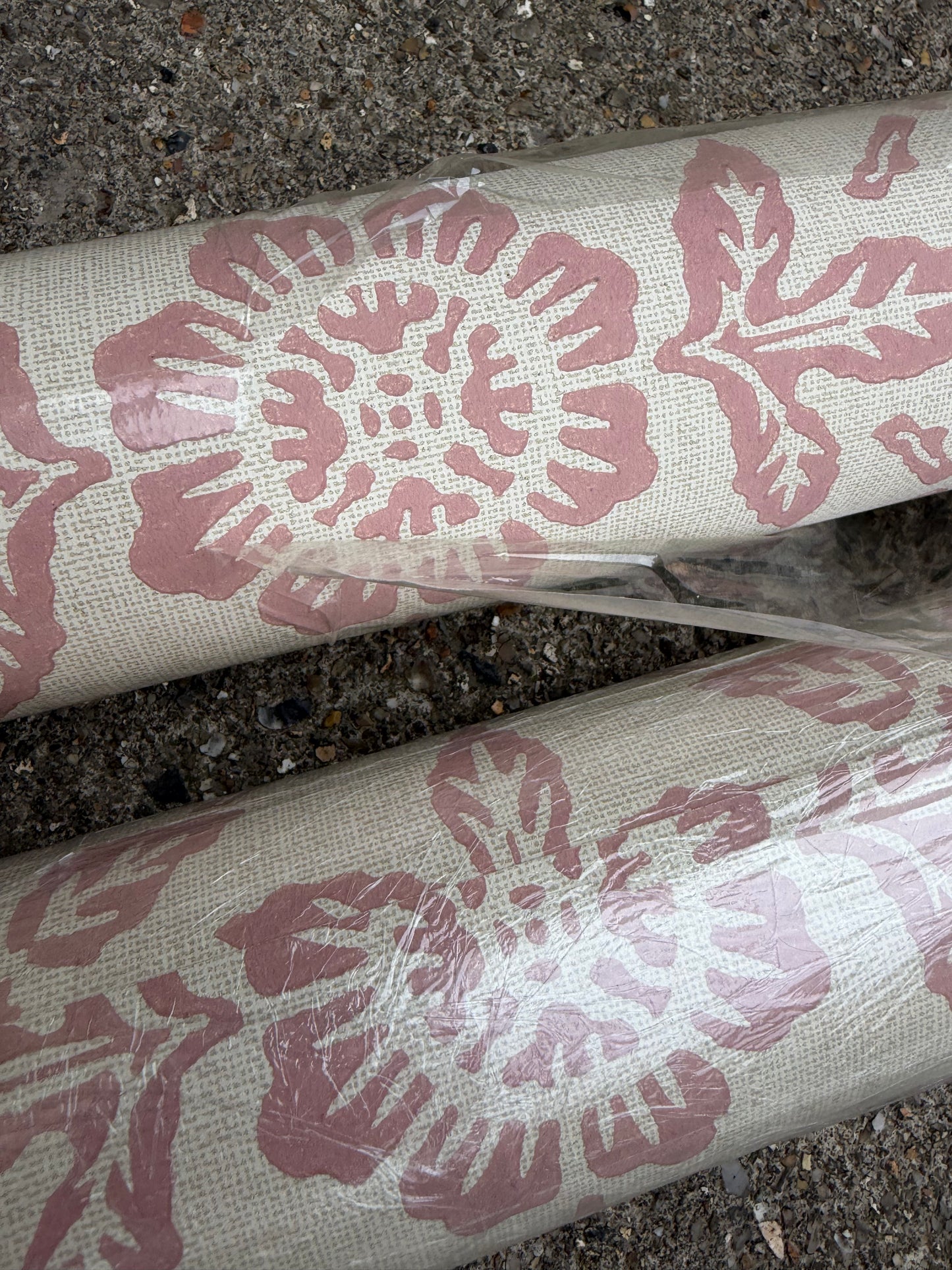 ZOFFANY WALLPAPER