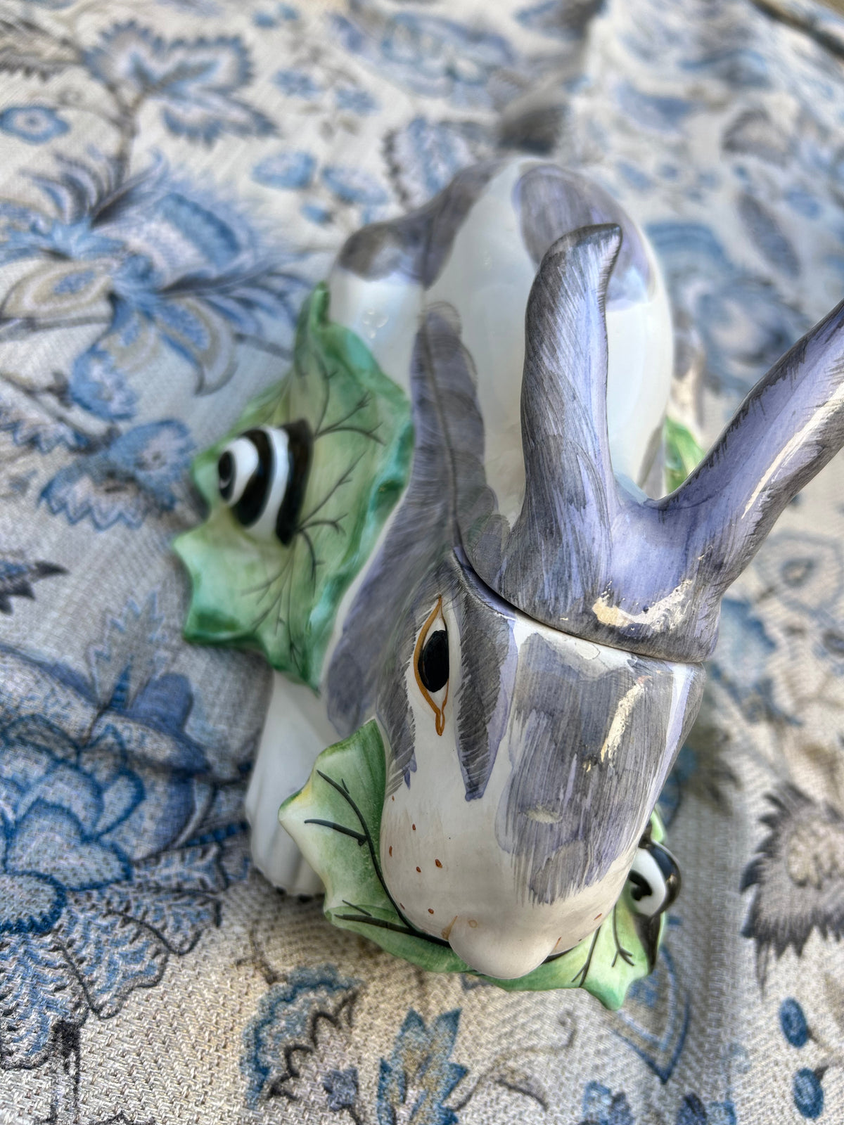 RABBIT TURREEN
