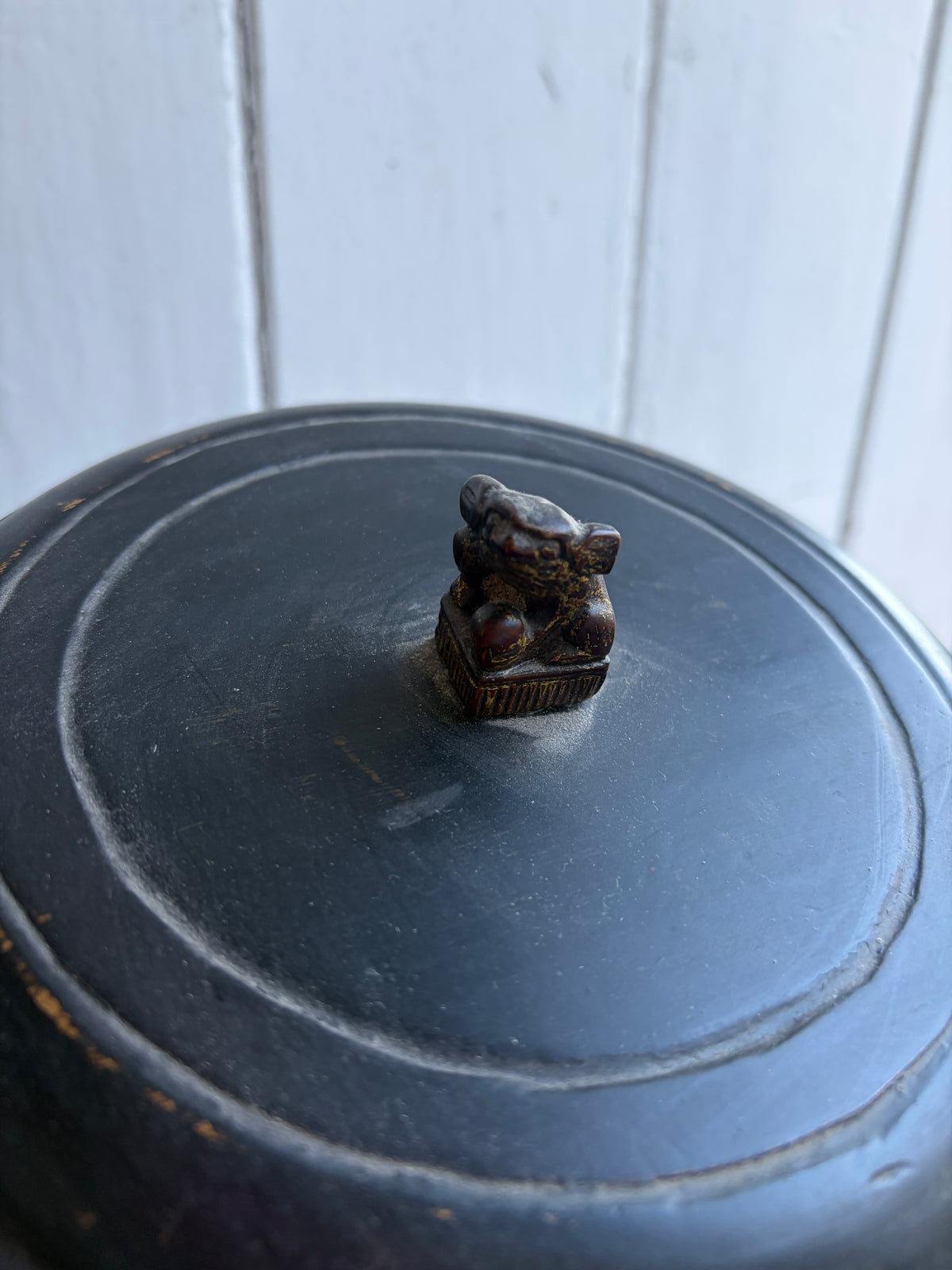 LARGE POT