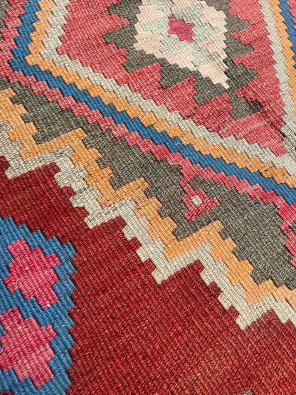 VINTAGE KILIM