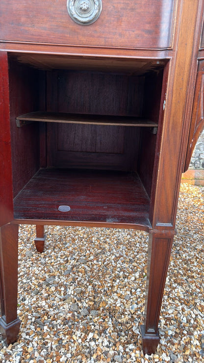 SIDEBOARD