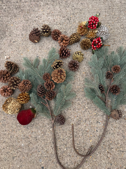 CHRISTMAS DECOR