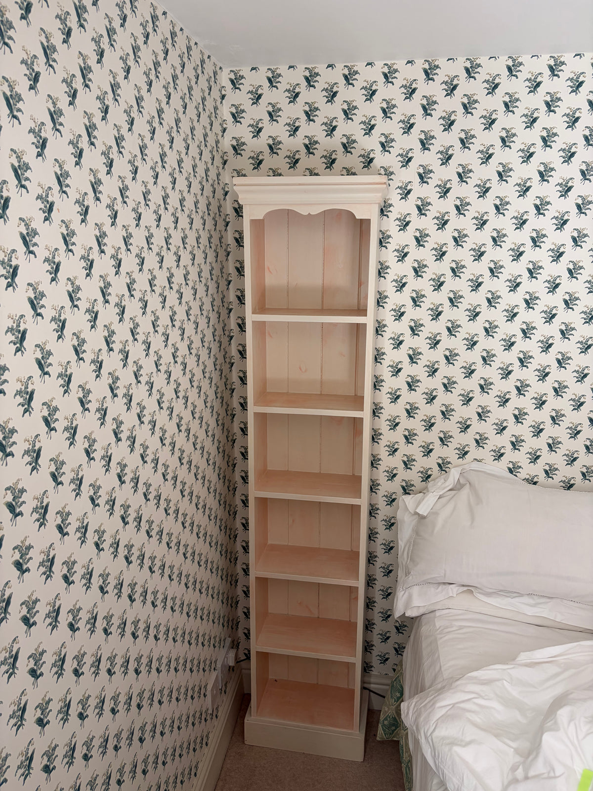 SHELVES