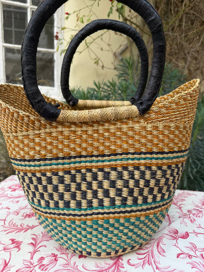 HANDWOVEN BASKET