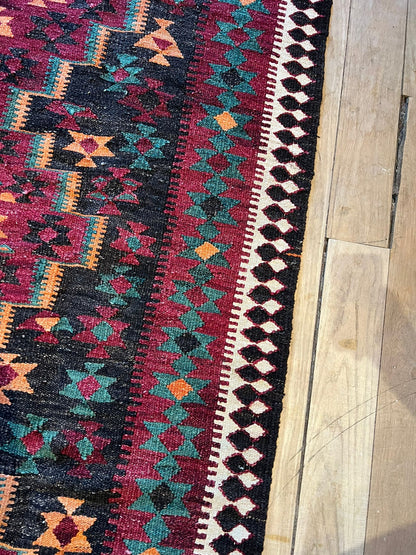 KILIM RUG