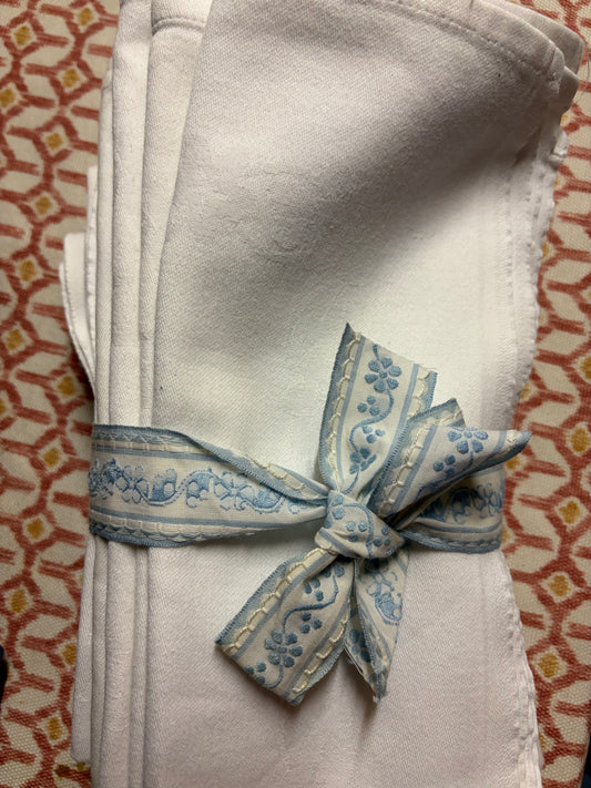 NAPKINS