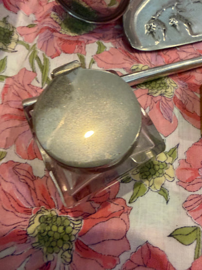 TRINKETS AND CURIOSITIES