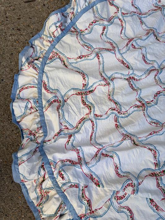 CIRCULAR CLOTH