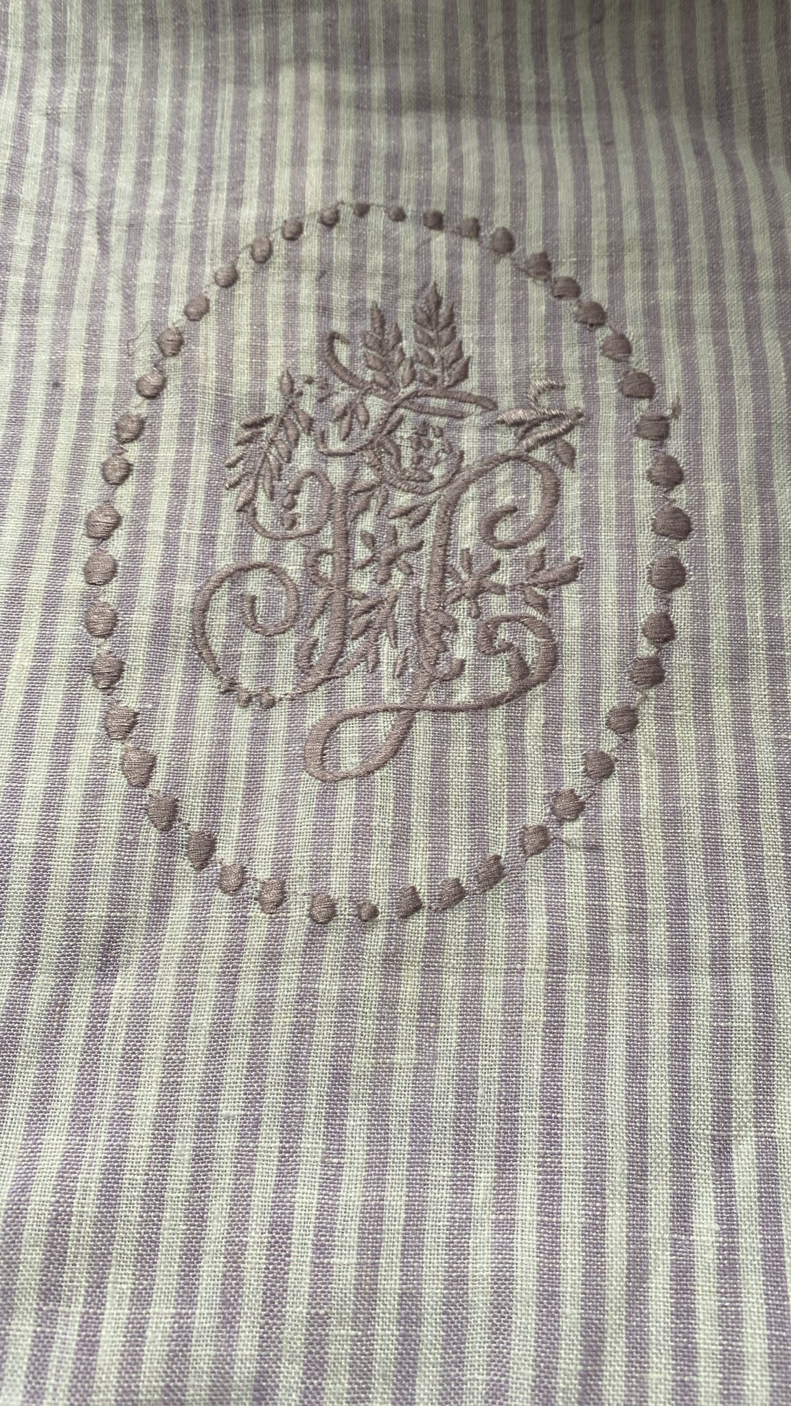 PAIR HAND TOWELS
