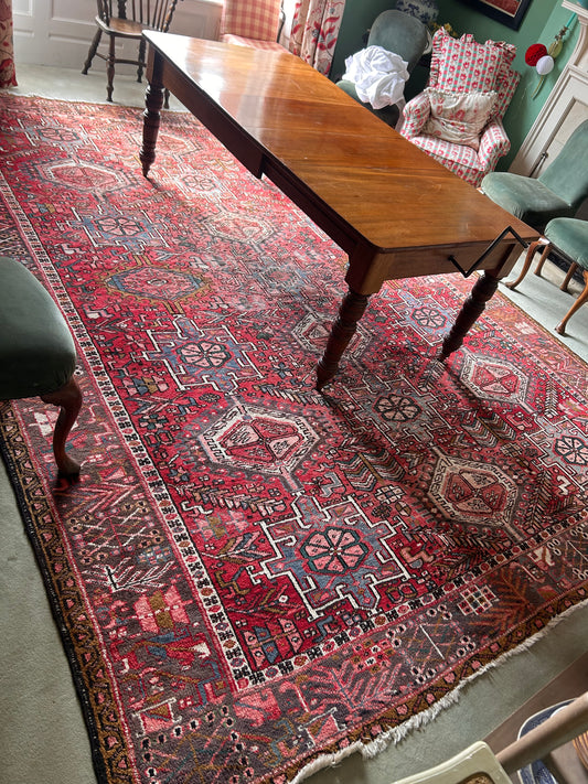 WOOL ANTIQUE RUG