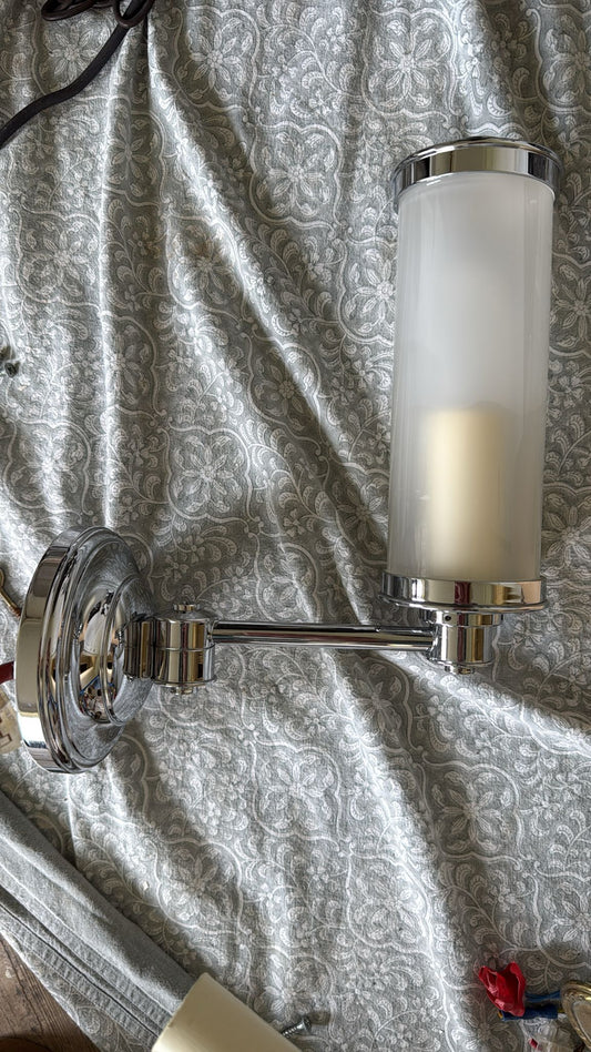 VAUGHAN WALL LAMPS