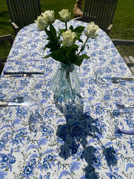 TABLECLOTH