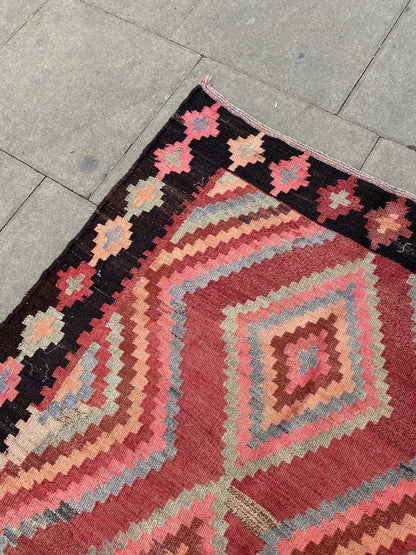 KILIM PINK