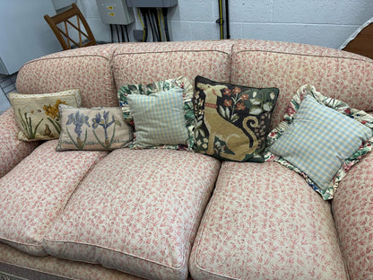 SOFA OAK LEAVES